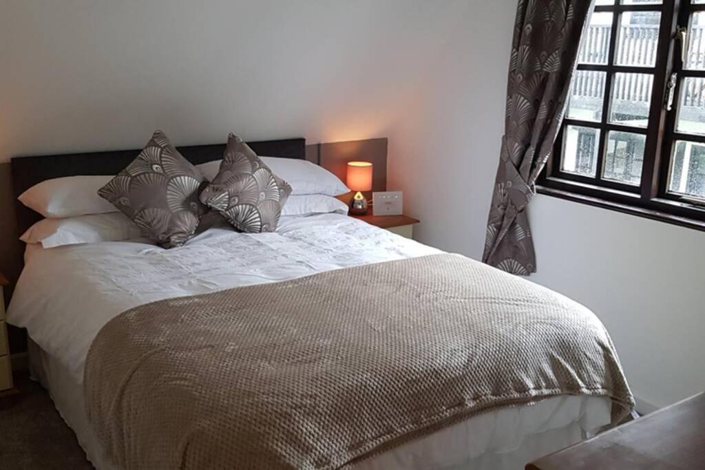 20 Tudor Court " Four Star Aa Accommodation" Hayle Exteriör bild