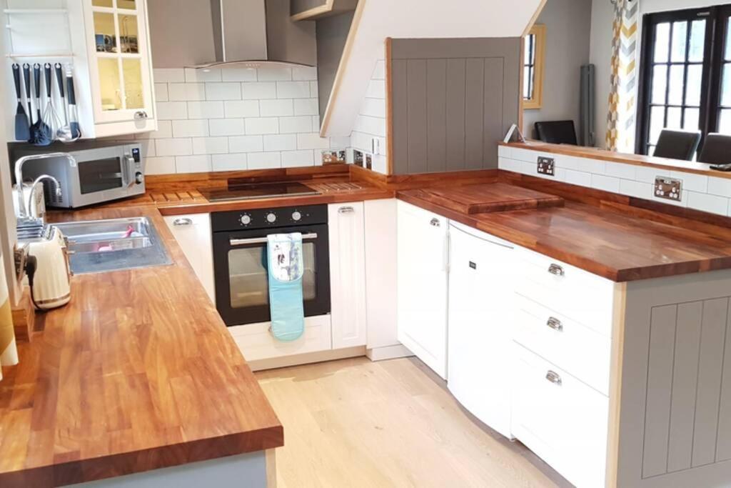 20 Tudor Court " Four Star Aa Accommodation" Hayle Exteriör bild