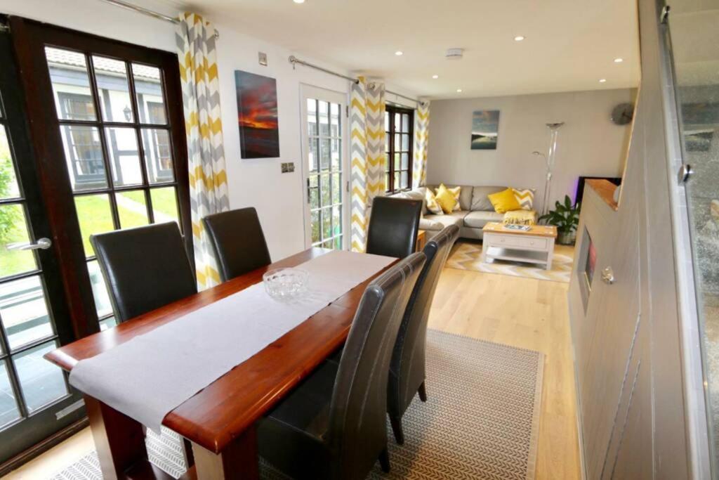 20 Tudor Court " Four Star Aa Accommodation" Hayle Exteriör bild