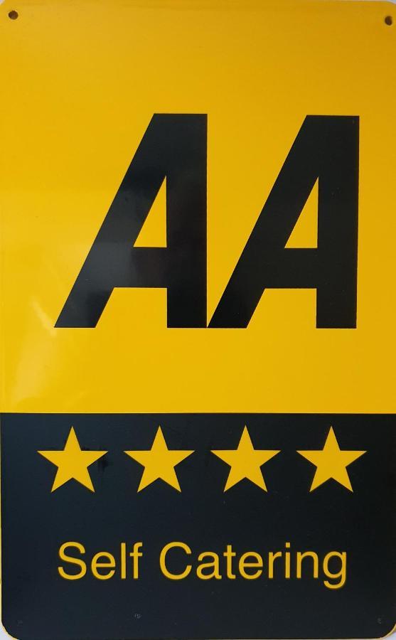 20 Tudor Court " Four Star Aa Accommodation" Hayle Exteriör bild